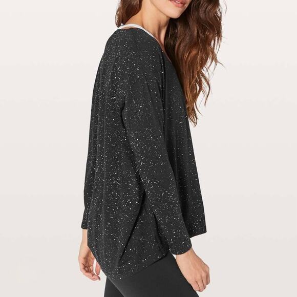 Lululemon Back In Action Top Black Long Sleeve Athleisure Sz 8 Soft Stretch - Picture 1 of 7